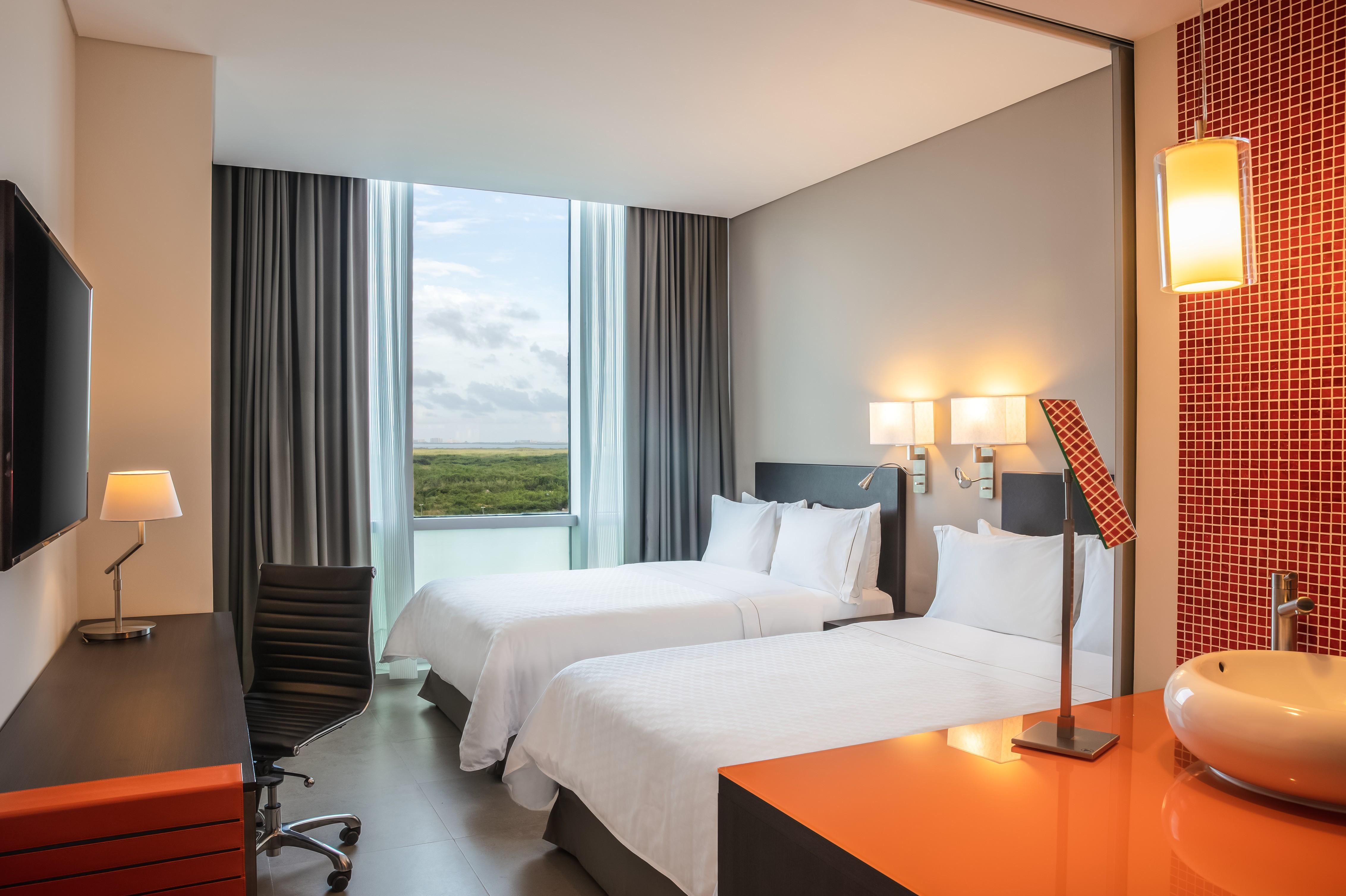 Fiesta Inn Guadalajara Aeropuerto Las Pintas المظهر الخارجي الصورة